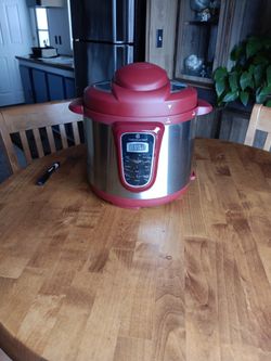 Cook's Essential Pressure Cooker