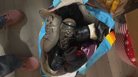 Shoes