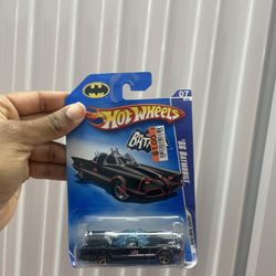 2009 Hot Wheels 133/190 '66 Batmobile 7/10 Faster Than Ever '09 Mattel P2453