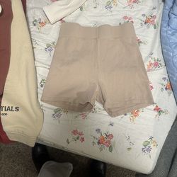 Women’s shorts size small