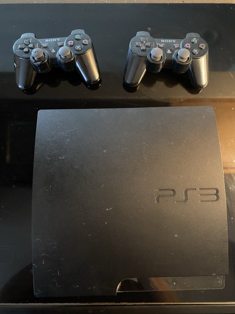 Playstation 3 (PS3) With Accessories
