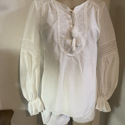 Bea Embroidered Blouse and Shorts Set in Silk Cotton Blend White blouse with tassels and lace details #fairycore #cottagecore #boho size x-small new c