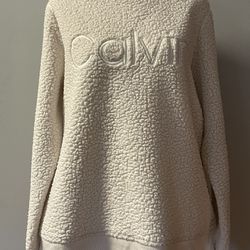 Beautiful Calvin Klein Long Sleeved Pullover 