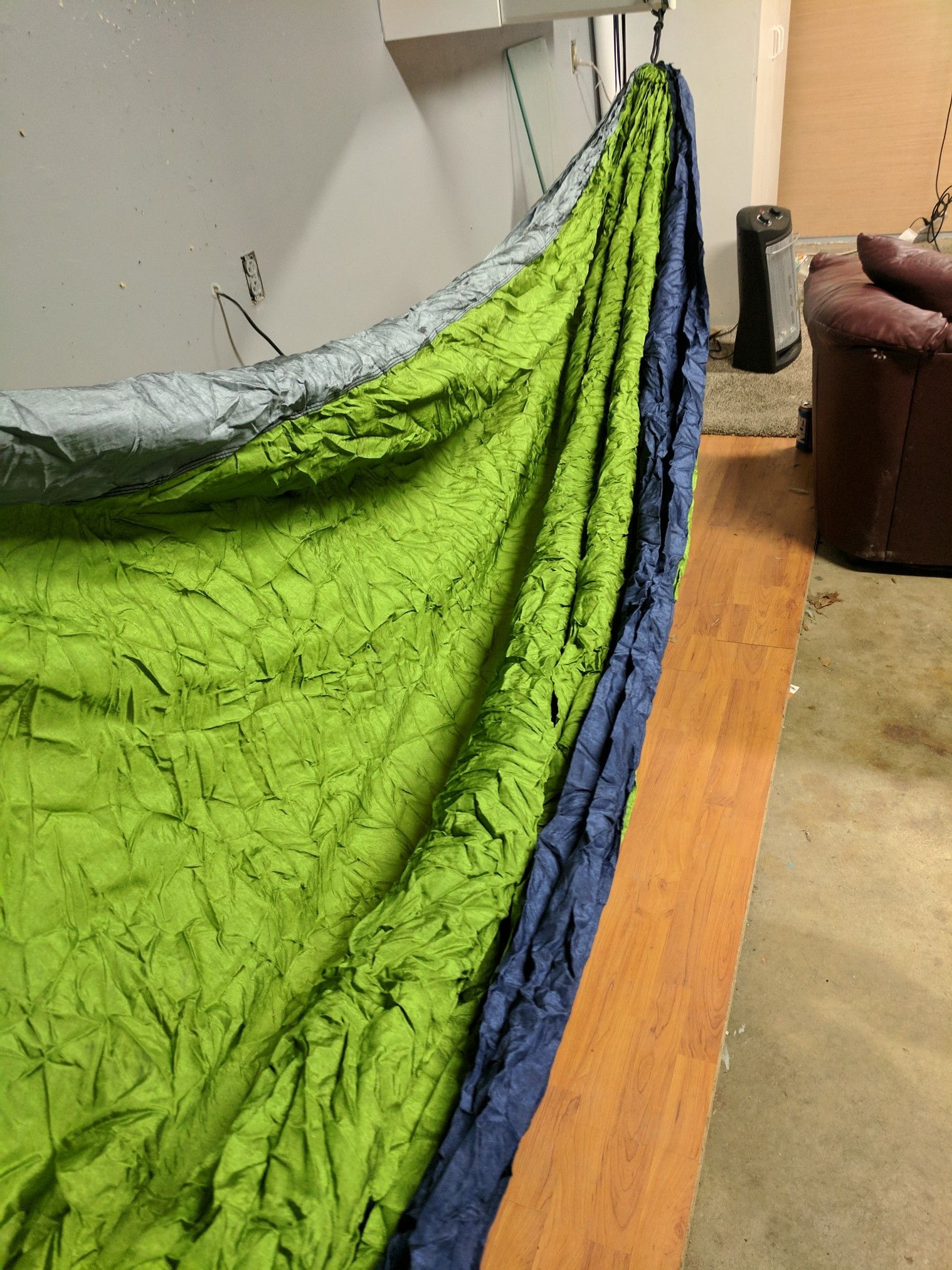 Sleeping hammock