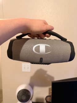 Champion Bluetooth Speaker