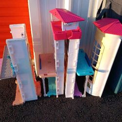 Mattel Barbie Hello Dreamhouse - 2 Story - Voice Command