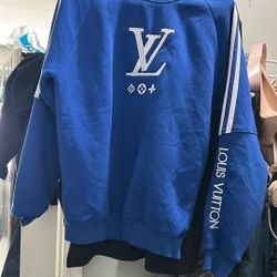 Size. M/L.  