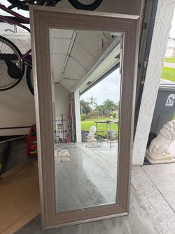 31 in x 67 in Mirror