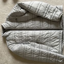 The North Face Jacket Size Small (white/silver)