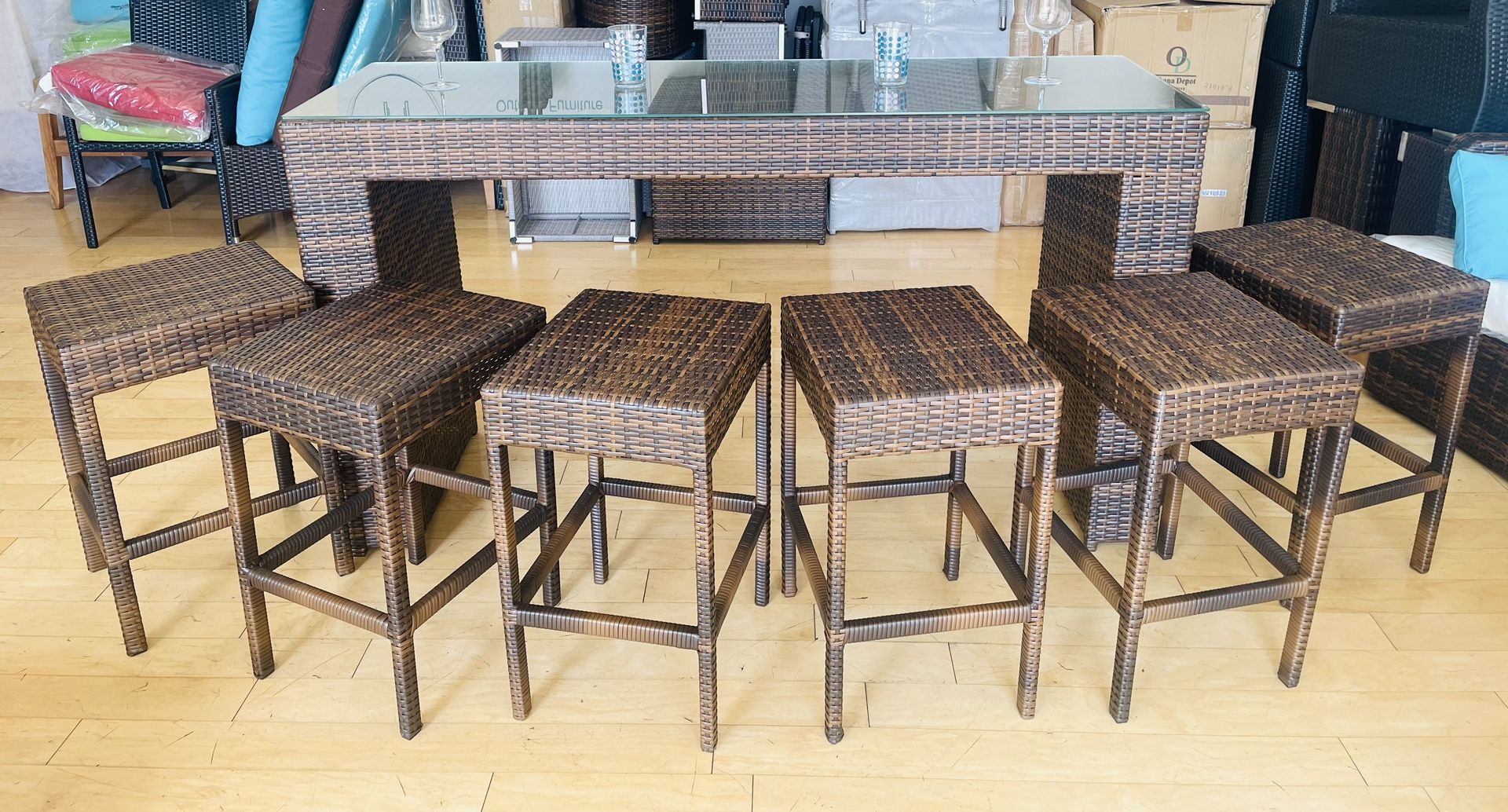 OUTDOOR PATIO FURNITURE BAR TABLE AND 6 CHAIRS