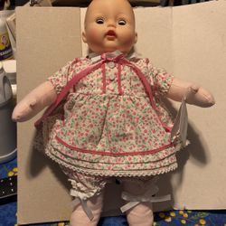 Madame Alexander Pink Blossom Huggums 