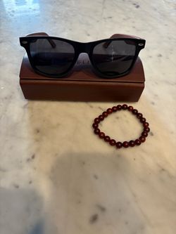 Brand new Polarized Sunglasses with Case, cloth and bracelet