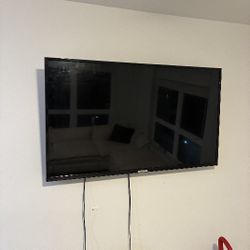3 (55 In) TV FOR $200 MUST GO Today 