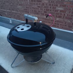 Table top Weber Charcoal Grill