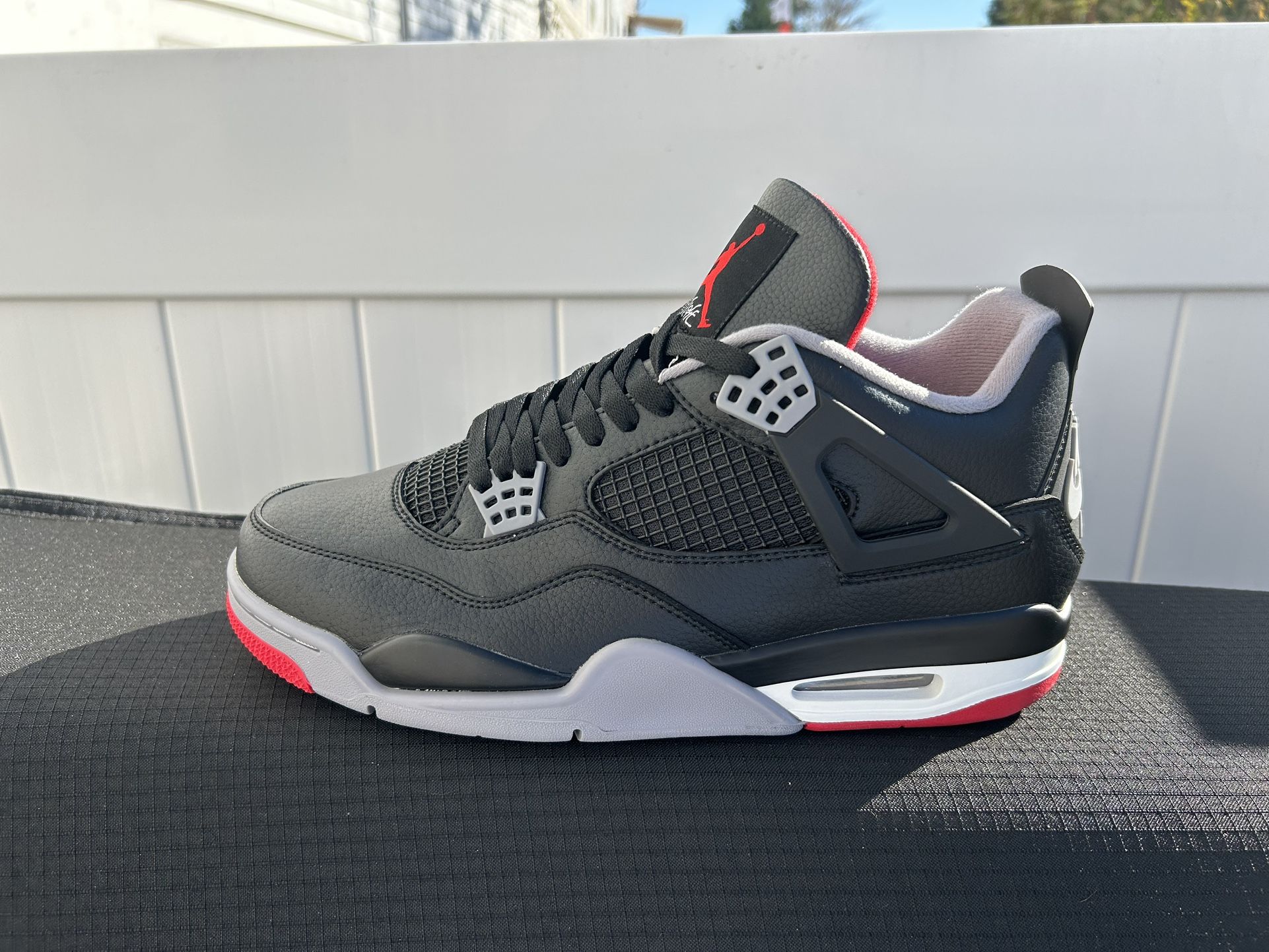 Jordan 4 Breds Reimagined Size 9.5