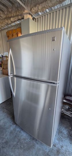 Kenmore Stove and Kenmore Fridge Set