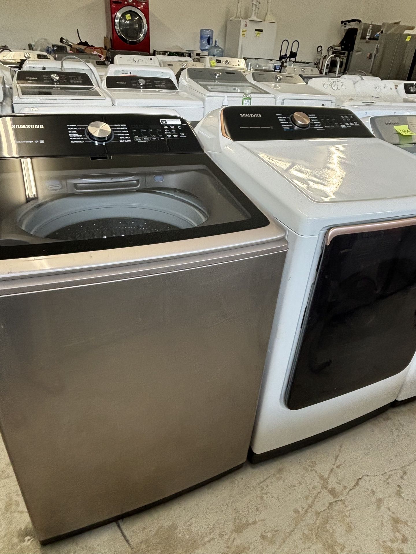 BEAUTIFUL SET WASHER AND DRYER