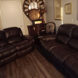 2  PC >Sofa Set ' $700