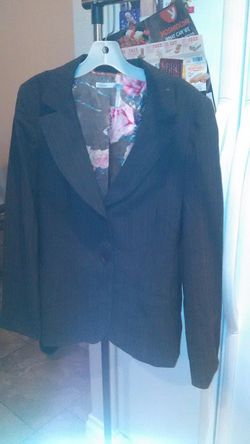 Woman's casual sporty jacket.