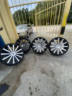26 Inch Strada Wheels 6 Lug Universal