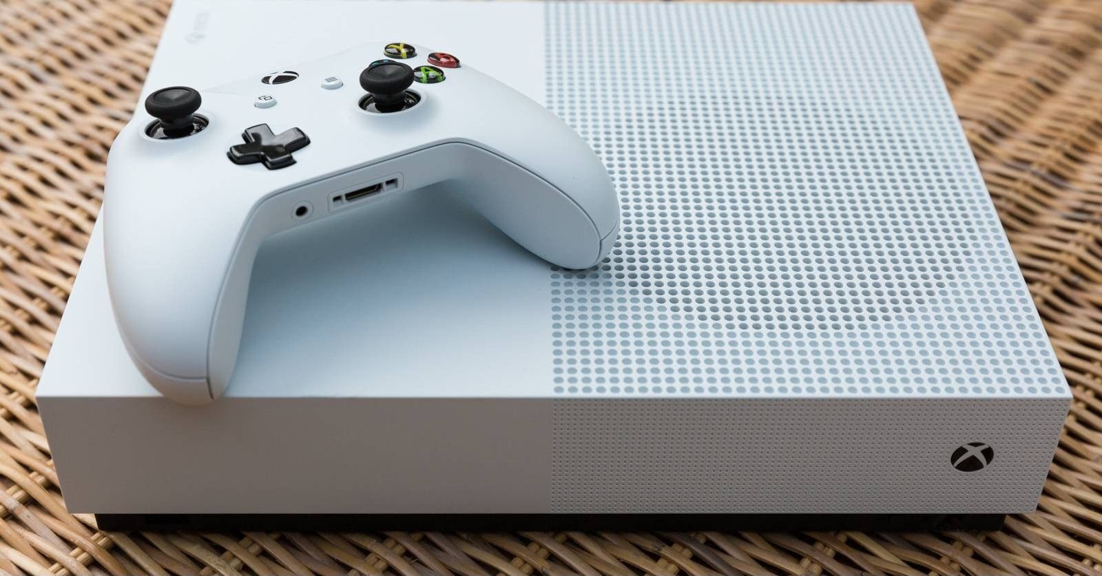 Xbox With 51 Games