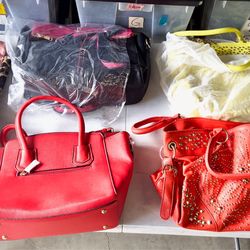 Women’s Purses & Handbags – Bulk Lot of 25 – Mixed Brands & Styles