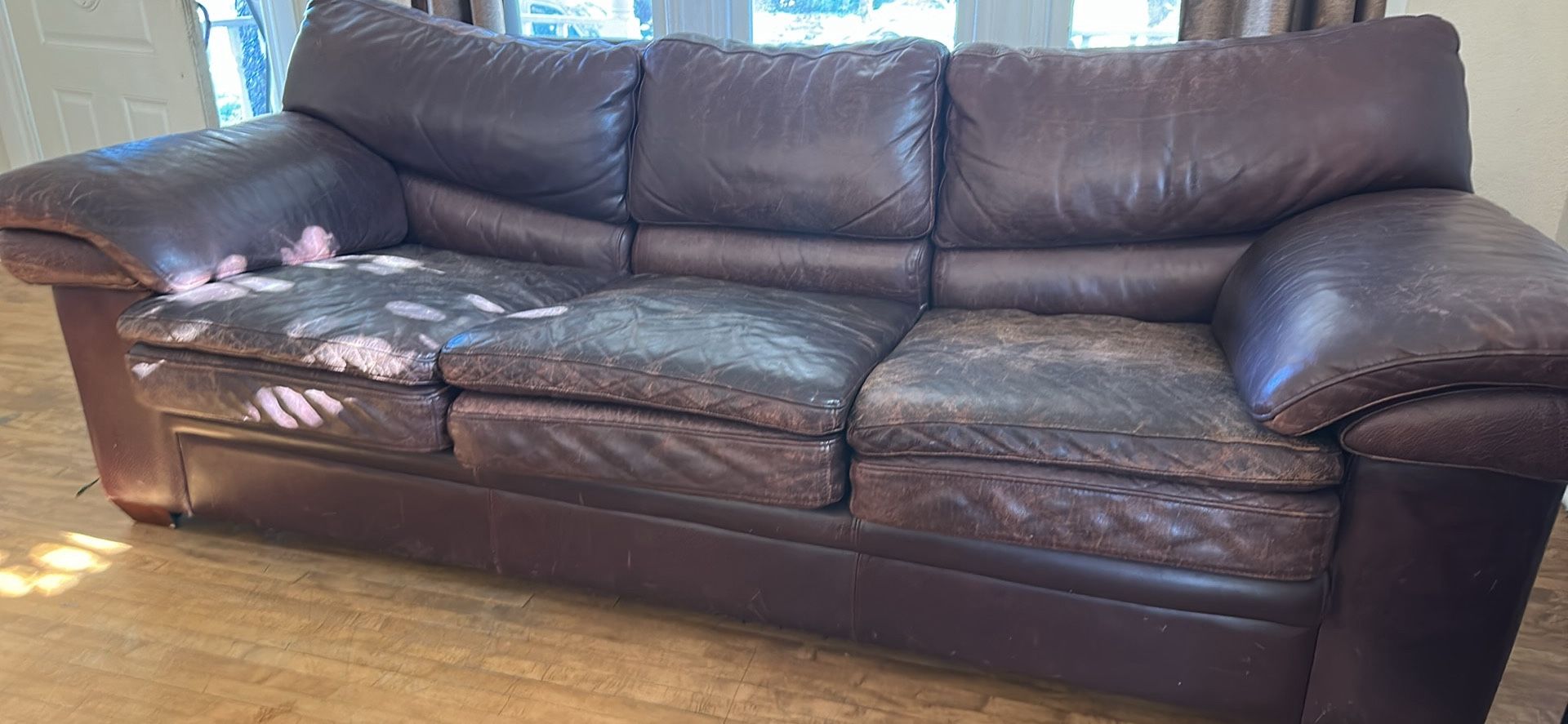 Brown Leather Couch – Real Leather, Distressed, Comfortable & Sturdy – $50