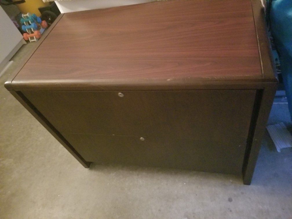 FREE lateral file cabinet