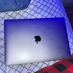 MacBook  Pro