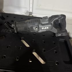 Reciprocating Saw / Tool only 