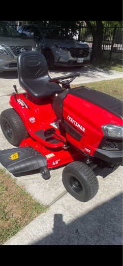 Lawn tractor