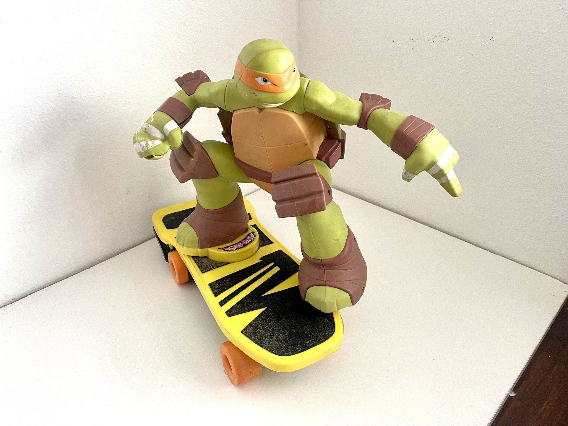 Jakks Teenage Mutant Ninja Turtles Skateboard Mikey 2016 Not Working 