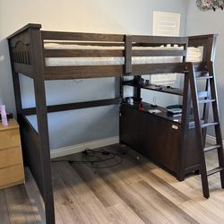 Loft Bed & Full Size Mattress