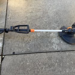 Worx GT Revolution 20V 12" String Trimmer Grass Trimmer/Edger/Mini-Mower, WG170.2