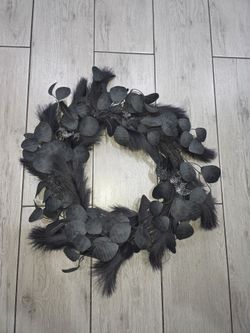 18" Halloween wreath