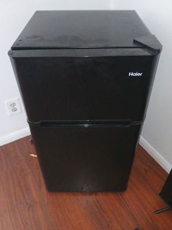 Mini fridge