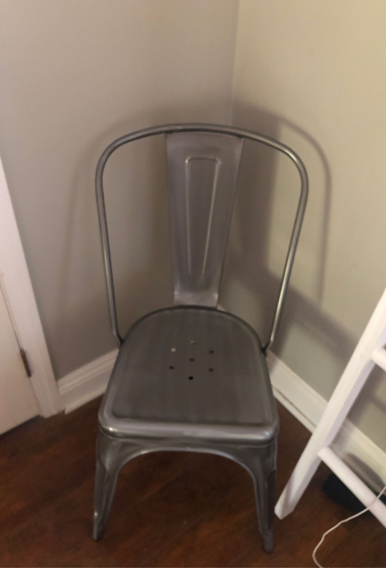 METAL CHAIR