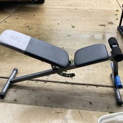 Gold’s Gym XR 5.9 Adjustable Slant Work Out Bench