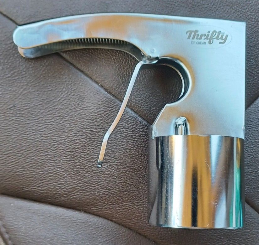 Original Vintage Thrifty's Ice Cream Scooper. Like New