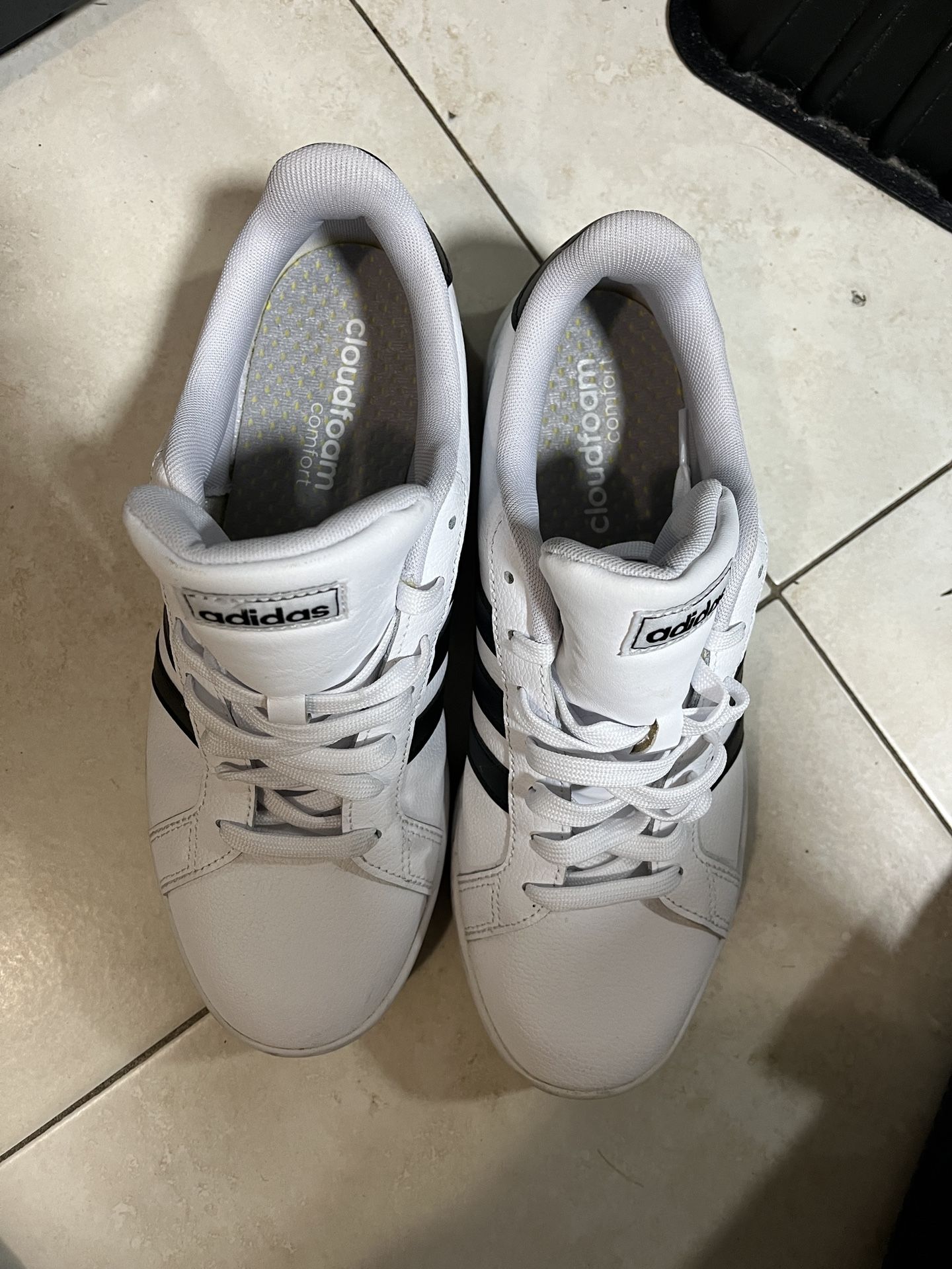 Adidas tennis shoes white with black accent