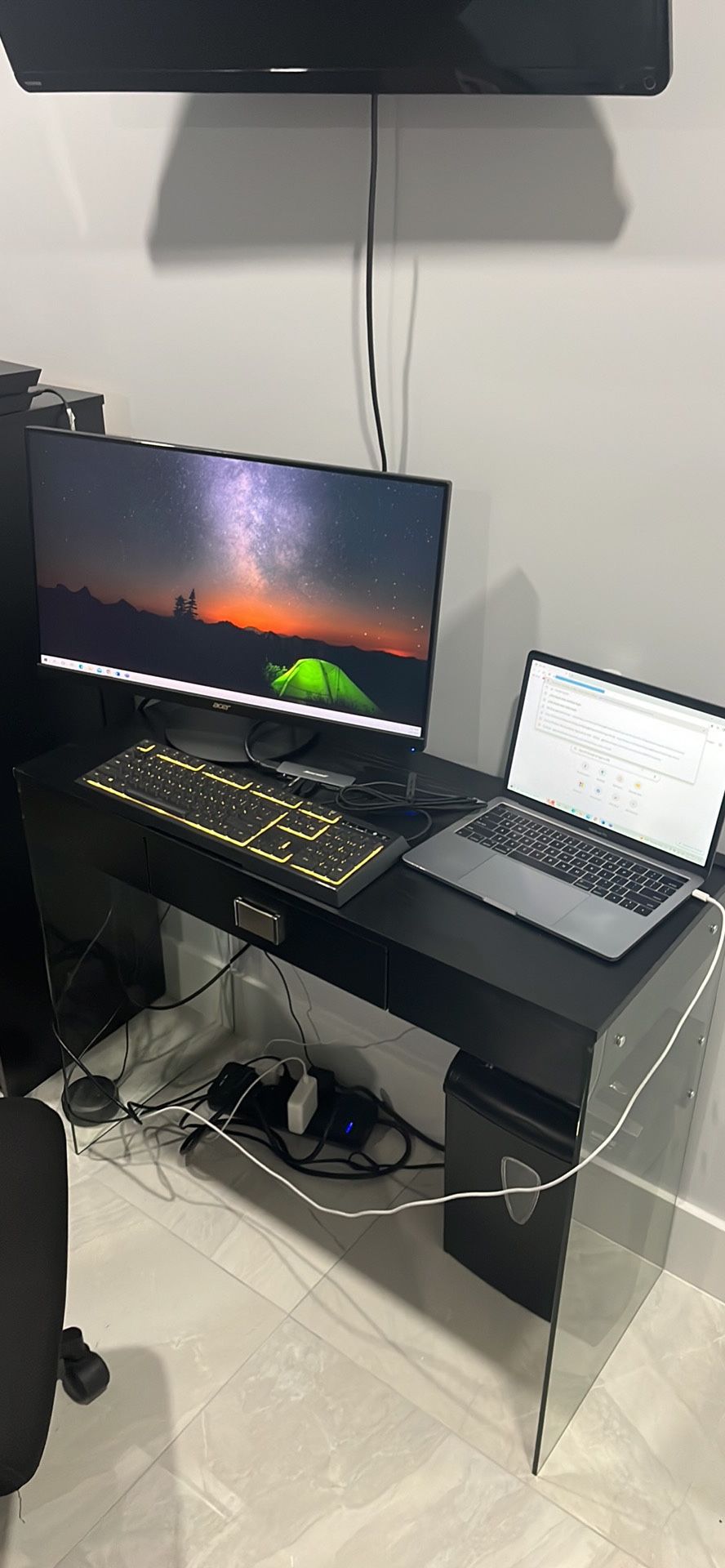 Black Laptop Desk