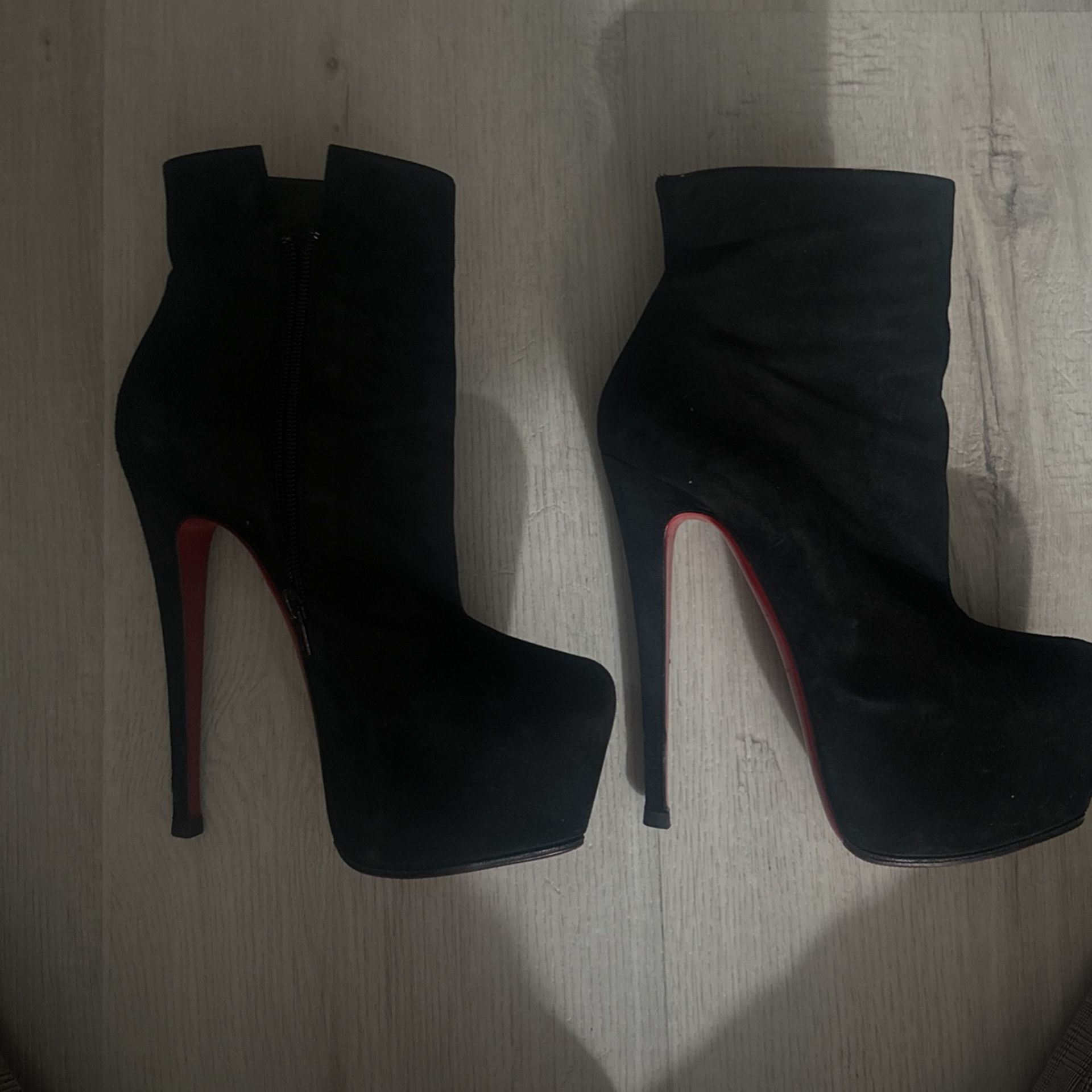 Christian Louboutin boots 7.5