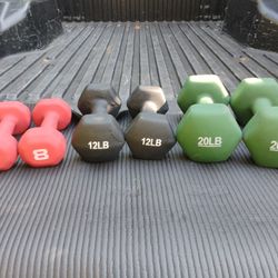 RUBBER  SET  OF  DUMBBELLS  (PAIRS  OF)  :  8s  12s  20s  