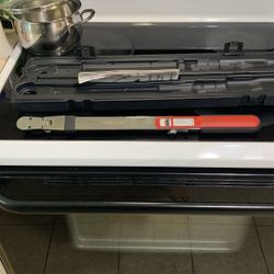 3/8" Drive TQ Series Flex-Head Torque Wrench (20–100 ft-lb)