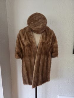 Autumn Haze Mink Fur Stole Shawl And Pillbox Hat Set NO OFFERS 