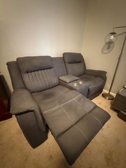 Loveseat recliner