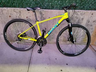 Giant 24 speed Hybrid bike