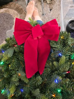 Large 24" Multi Light Green Wreath with Several Options!!