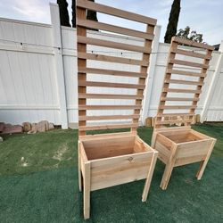 Raised Planter Box With Trellis