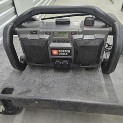 AM/FM Radio